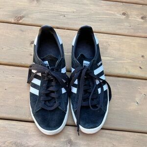 Black Adidas Campus 6